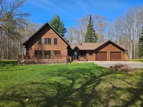 8839 Garden View Rd, Nisswa, MN 56468
