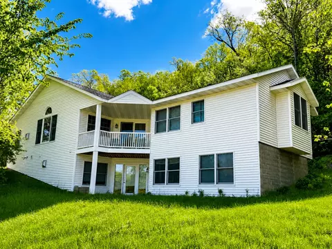 661 Spring Creek Rd S, Red Wing, MN 55066