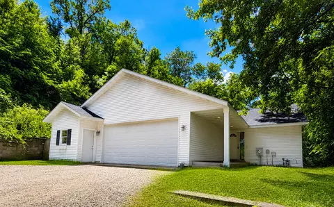 661 Spring Creek Rd S, Red Wing, MN 55066