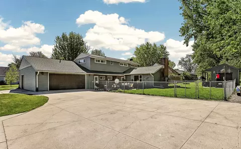 305 4th Ave NW, Dodge Center, MN 55927