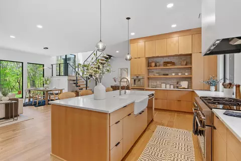 Kitchen - 6200 Cardinal Ave, Excelsior, MN 55331 photo 5 of 6