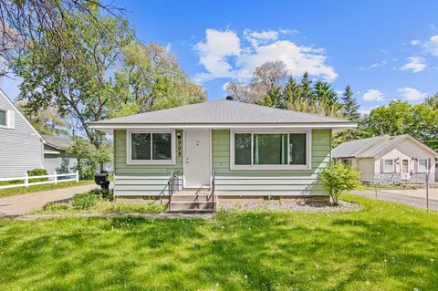 909 Jefferson St, Anoka, MN 55303