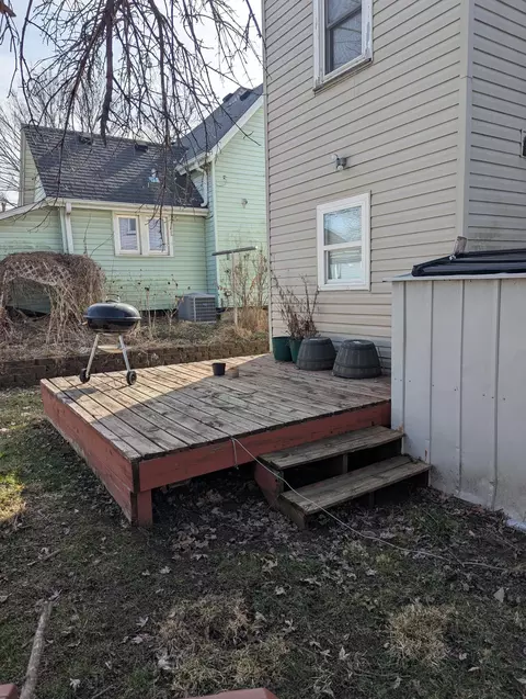 Exterior - 907 2nd Ave NW, Faribault, MN 55021 photo 2 of 2