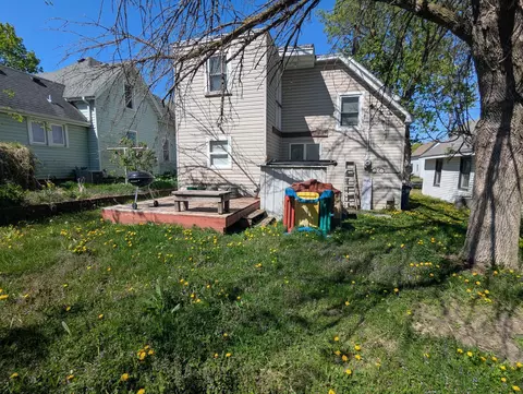 Exterior - 907 2nd Ave NW, Faribault, MN 55021 photo 1 of 2