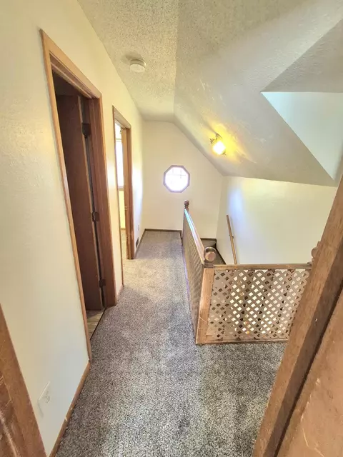 Entry Way - 402 22nd Ave N, Saint Cloud, MN 56303 photo 2 of 2