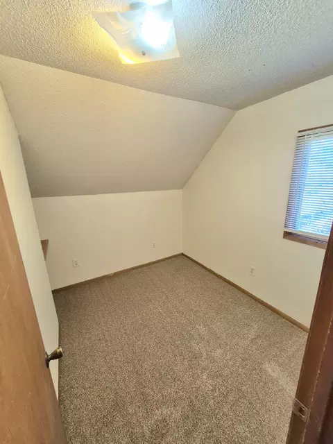 Bedroom - 402 22nd Ave N, Saint Cloud, MN 56303 photo 5 of 6