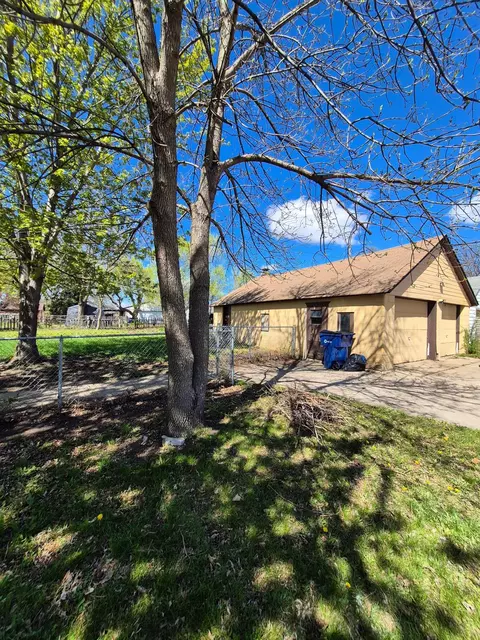 Exterior - 402 22nd Ave N, Saint Cloud, MN 56303 photo 3 of 3