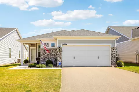 10224 Ironwood Ln, Rogers, MN 55374