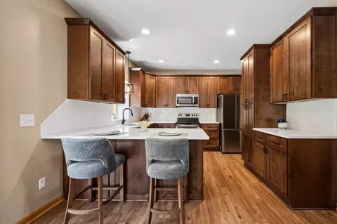 Kitchen - 2478 Timber Ct E, Maplewood, MN 55119 photo 5 of 5