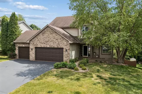 Exterior - 2478 Timber Ct E, Maplewood, MN 55119 photo 3 of 8