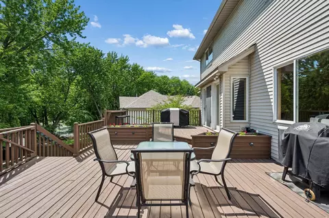 Exterior - 2478 Timber Ct E, Maplewood, MN 55119 photo 7 of 8
