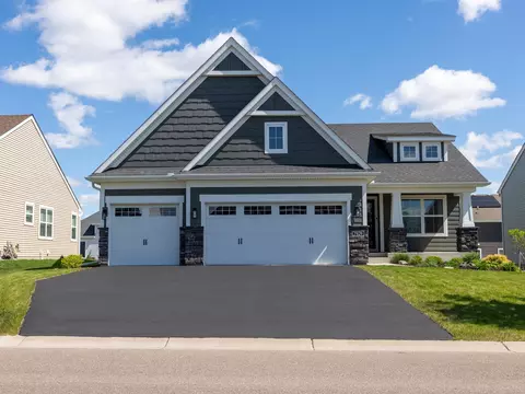 7929 182nd St W, Lakeville, MN 55044
