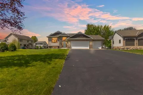4065 Jasmine Ct NE, Saint Michael, MN 55376