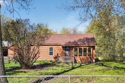 Exterior - 914 Beech St, Brainerd, MN 56401 photo 2 of 10