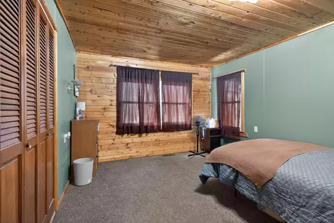 Bedroom - 914 Beech St, Brainerd, MN 56401 photo 3 of 4
