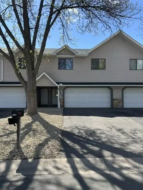 10478 Quince St NW, Coon Rapids, MN 55433