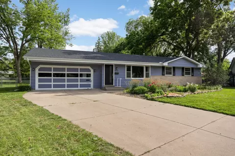10816 Toledo Cir, Bloomington, MN 55437
