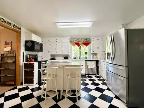 Kitchen - 219 Moore St, Jackson, MN 56143 photo 1 of 5