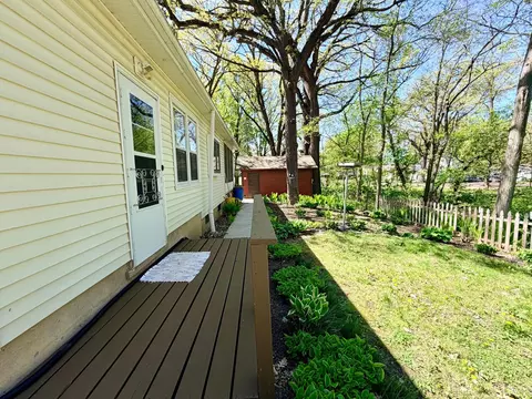 Exterior - 219 Moore St, Jackson, MN 56143 photo 8 of 12
