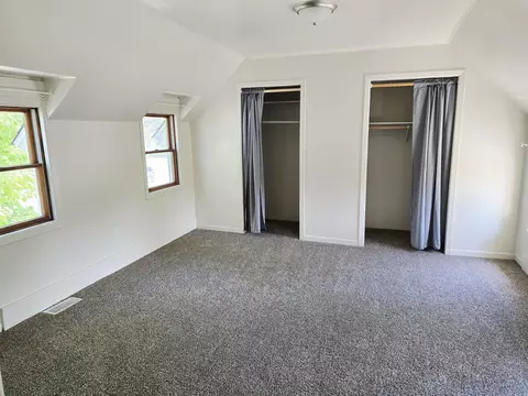 Bedroom - 812 2nd Ave NE, Austin, MN 55912 photo 2 of 3
