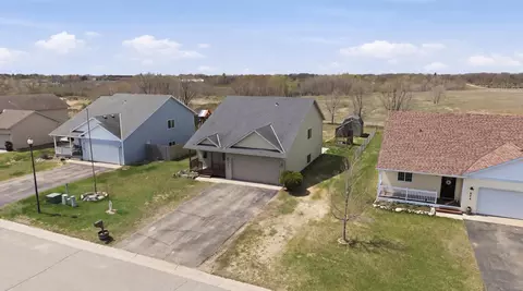 620 N Washington Ave, Detroit Lakes, MN 56501