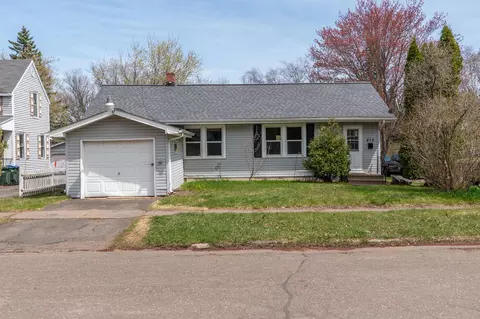 413 Carlton Ave W, Cloquet, MN 55720