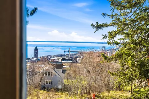 View/Area - 5 W 7th St, Duluth, MN 55806 photo 3 of 9