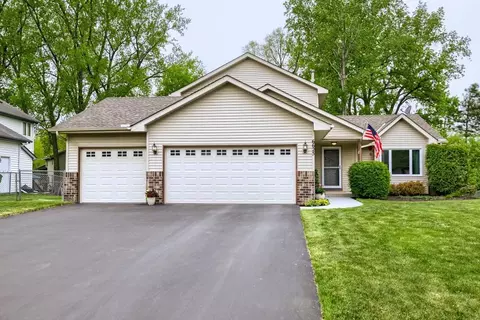 6625 White Birch Ct, Lino Lakes, MN 55014