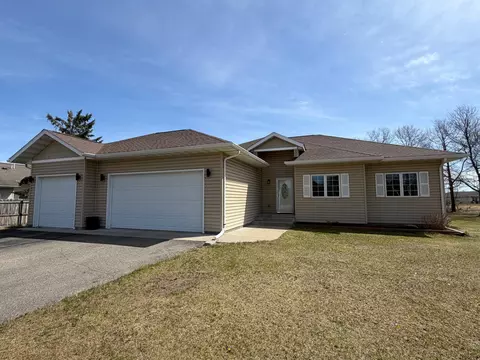 344 Kalee Ct SW, Bemidji, MN 56601