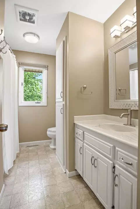 Bath - 6040 111th Ave N, Champlin, MN 55316 photo 1 of 2
