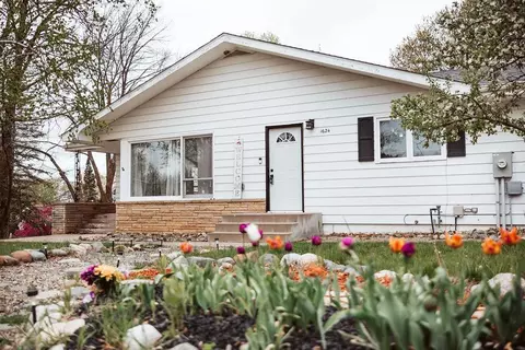 1624 Graydon Ave, Brainerd, MN 56401