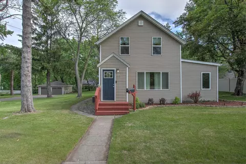1414 Main St NW, Elk River, MN 55330