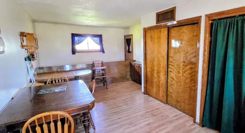 Dining - 33293 115th Ave, Eagle Bend, MN 56446 photo 1 of 1