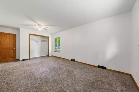 Bedroom - 913 Western Ave NW, Faribault, MN 55021 photo 3 of 5