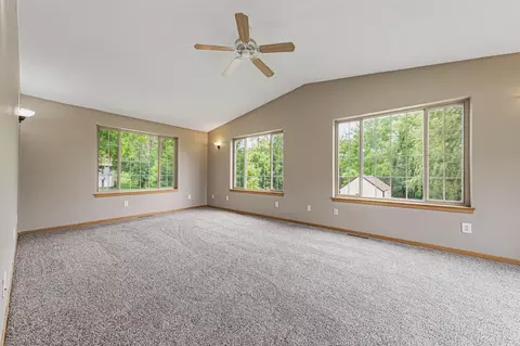 Living - 913 Western Ave NW, Faribault, MN 55021 photo 5 of 11