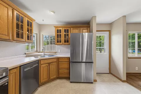 Kitchen - 913 Western Ave NW, Faribault, MN 55021 photo 4 of 8