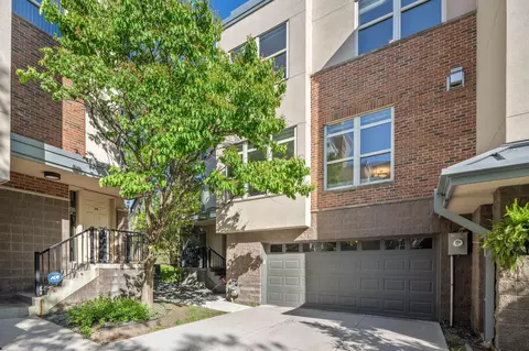 221 1st Ave NE #15, Minneapolis, MN 55413