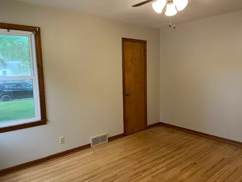 Bedroom - 182 14th St, Windom, MN 56101 photo 2 of 5