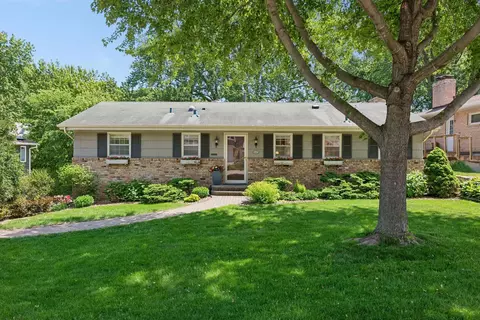 6617 Naomi Dr, Edina, MN 55439