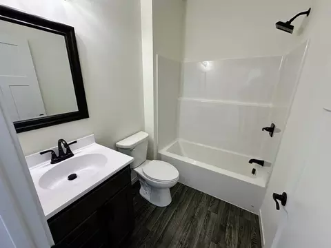 Bath - 706 11th St NW, Perham, MN 56573 photo 3 of 3