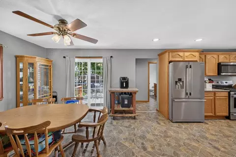 Dining - 2209 6th St NW, Austin, MN 55912 photo 2 of 2