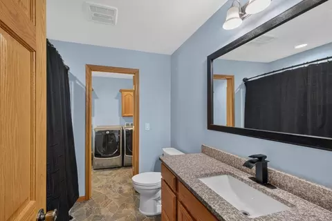 Bath - 2209 6th St NW, Austin, MN 55912 photo 1 of 2