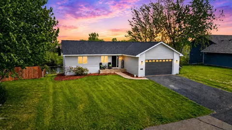 751 Morrison Ave S, Annandale, MN 55302