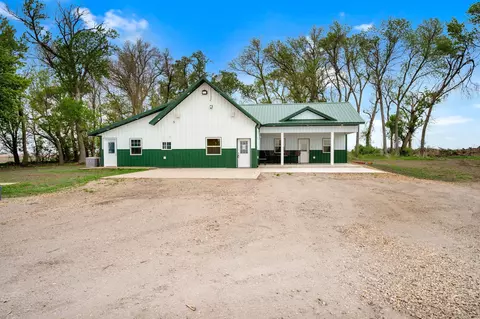 5134 340th Ave, Blue Earth, MN 56013