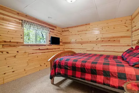 Bedroom - 10039 Amigo Trl, Grey Eagle, MN 56336 photo 3 of 4