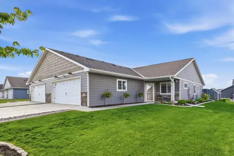 1704 11th St NE, Buffalo, MN 55313