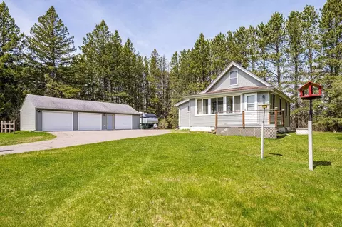 7 N Cloquet Rd, Esko, MN 55733