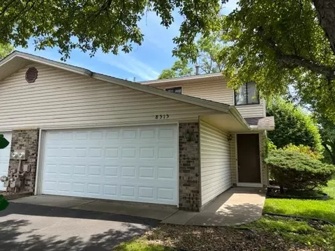 8515 W 97th Street Cir, Bloomington, MN 55438