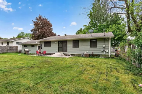 Exterior - 2041 Emerald Ln, Eagan, MN 55122 photo 2 of 5