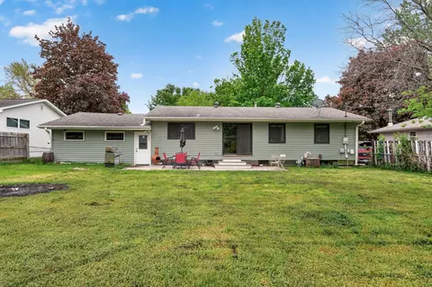 Exterior - 2041 Emerald Ln, Eagan, MN 55122 photo 3 of 5